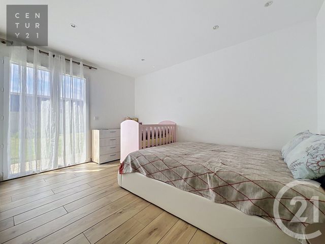 maison à vendre - 5 pièces - 133.57 m2 - ST ANDRE LES VERGERS - 10 - CHAMPAGNE-ARDENNE - Century 21 Lairé Immobilier