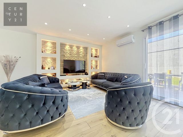 maison à vendre - 5 pièces - 133.57 m2 - ST ANDRE LES VERGERS - 10 - CHAMPAGNE-ARDENNE - Century 21 Lairé Immobilier