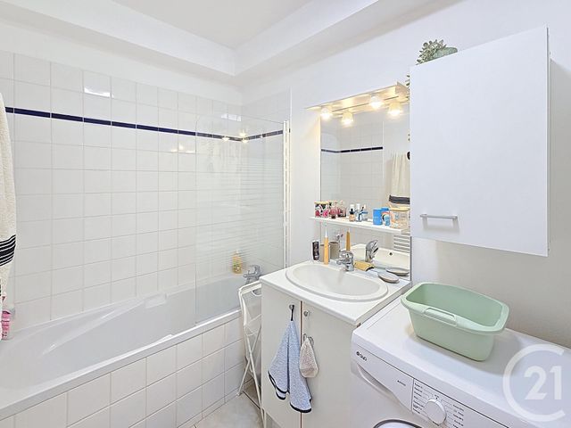 Appartement F1 à louer - 1 pièce - 29.14 m2 - TROYES - 10 - CHAMPAGNE-ARDENNE - Century 21 Lairé Immobilier