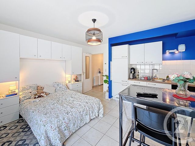 Appartement F1 à louer - 1 pièce - 29.14 m2 - TROYES - 10 - CHAMPAGNE-ARDENNE - Century 21 Lairé Immobilier