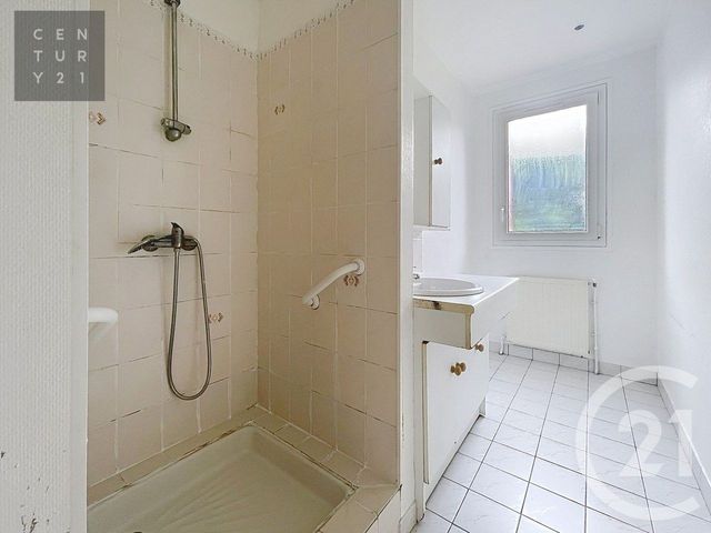 Appartement 3 à vendre - 4 pièces - 68.35 m2 - TROYES - 10 - CHAMPAGNE-ARDENNE - Century 21 Lairé Immobilier