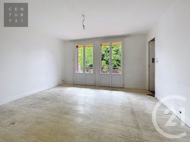 Appartement 3 à vendre - 4 pièces - 68.35 m2 - TROYES - 10 - CHAMPAGNE-ARDENNE - Century 21 Lairé Immobilier
