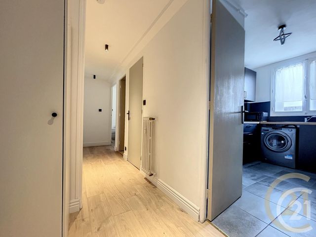 Appartement T4 à louer - 4 pièces - 67.0 m2 - TROYES - 10 - CHAMPAGNE-ARDENNE - Century 21 Lairé Immobilier