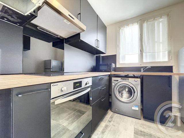 Appartement T4 à louer - 4 pièces - 67.0 m2 - TROYES - 10 - CHAMPAGNE-ARDENNE - Century 21 Lairé Immobilier