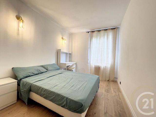 Appartement T4 à louer - 4 pièces - 67.0 m2 - TROYES - 10 - CHAMPAGNE-ARDENNE - Century 21 Lairé Immobilier