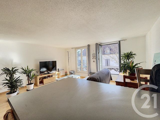 Appartement F2 à louer - 2 pièces - 42.0 m2 - TROYES - 10 - CHAMPAGNE-ARDENNE - Century 21 Lairé Immobilier
