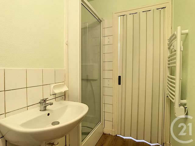 Appartement F4 à louer - 4 pièces - 61.0 m2 - TROYES - 10 - CHAMPAGNE-ARDENNE - Century 21 Lairé Immobilier