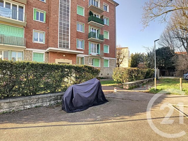 Appartement F4 à louer - 4 pièces - 61.0 m2 - TROYES - 10 - CHAMPAGNE-ARDENNE - Century 21 Lairé Immobilier
