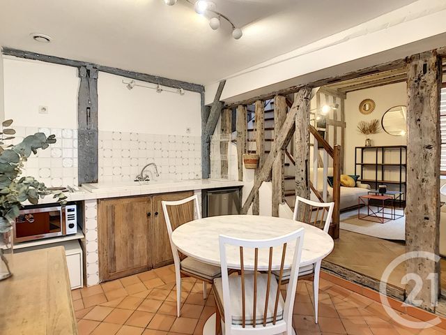 Appartement F2 à louer - 3 pièces - 45.0 m2 - TROYES - 10 - CHAMPAGNE-ARDENNE - Century 21 Lairé Immobilier
