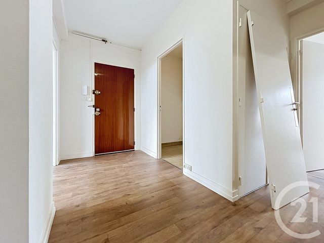Appartement F3 à louer - 3 pièces - 73.44 m2 - TROYES - 10 - CHAMPAGNE-ARDENNE - Century 21 Lairé Immobilier