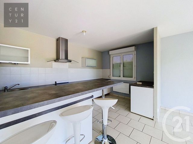 Appartement à louer - 3 pièces - 66.3 m2 - TROYES - 10 - CHAMPAGNE-ARDENNE - Century 21 Lairé Immobilier