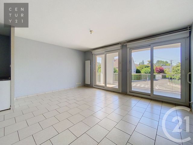 Appartement à louer - 3 pièces - 66.3 m2 - TROYES - 10 - CHAMPAGNE-ARDENNE - Century 21 Lairé Immobilier
