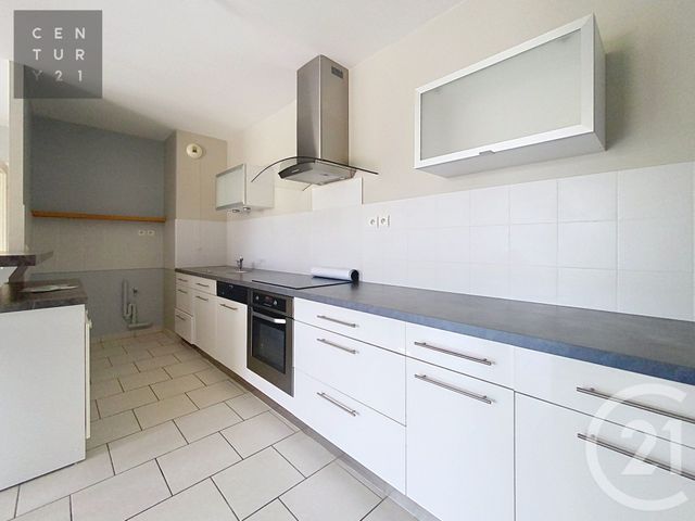 Appartement à louer - 3 pièces - 66.3 m2 - TROYES - 10 - CHAMPAGNE-ARDENNE - Century 21 Lairé Immobilier