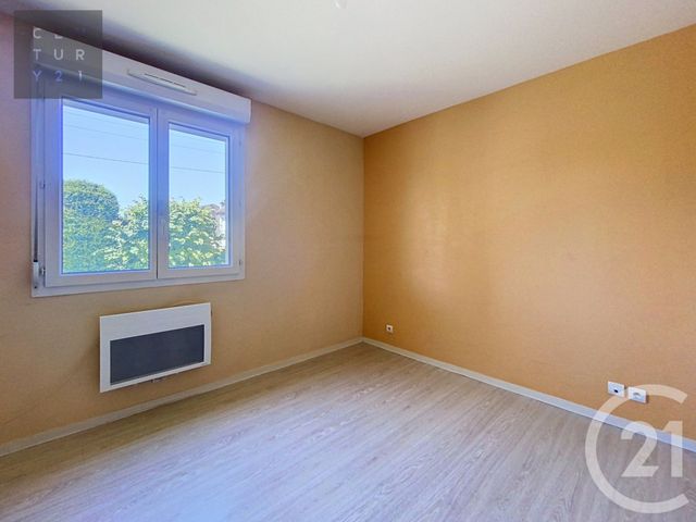 Appartement à louer - 3 pièces - 66.3 m2 - TROYES - 10 - CHAMPAGNE-ARDENNE - Century 21 Lairé Immobilier