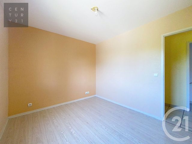 Appartement à louer - 3 pièces - 66.3 m2 - TROYES - 10 - CHAMPAGNE-ARDENNE - Century 21 Lairé Immobilier