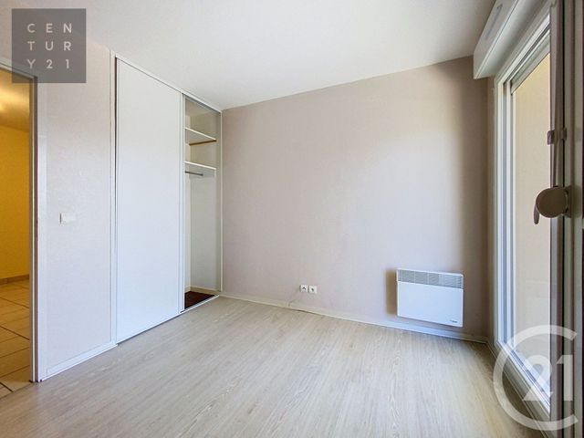 Appartement à louer - 3 pièces - 66.3 m2 - TROYES - 10 - CHAMPAGNE-ARDENNE - Century 21 Lairé Immobilier