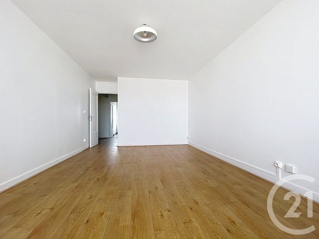 Appartement F3 à louer - 3 pièces - 75.0 m2 - TROYES - 10 - CHAMPAGNE-ARDENNE - Century 21 Lairé Immobilier