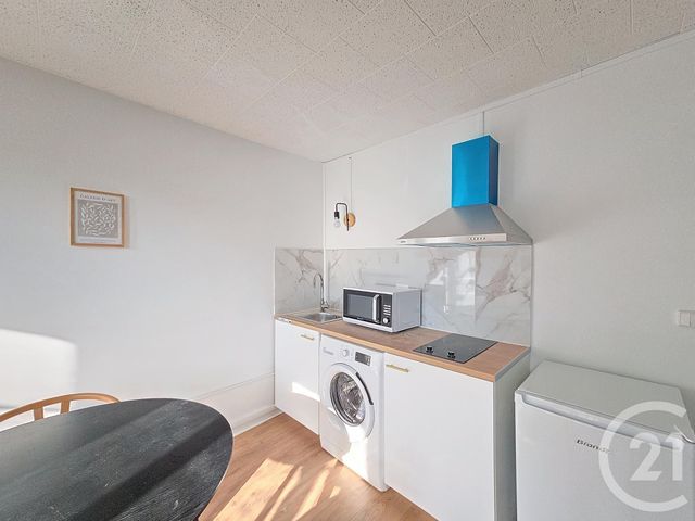 Appartement F2 à louer - 2 pièces - 29.3 m2 - TROYES - 10 - CHAMPAGNE-ARDENNE - Century 21 Lairé Immobilier