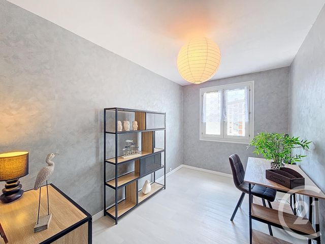 Appartement F2 bis à louer - 3 pièces - 54.1 m2 - TROYES - 10 - CHAMPAGNE-ARDENNE - Century 21 Lairé Immobilier