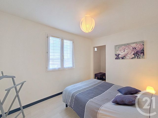 Appartement F2 bis à louer - 3 pièces - 54.1 m2 - TROYES - 10 - CHAMPAGNE-ARDENNE - Century 21 Lairé Immobilier