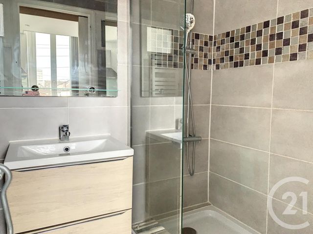 Appartement F2 à louer - 2 pièces - 34.5 m2 - TROYES - 10 - CHAMPAGNE-ARDENNE - Century 21 Lairé Immobilier