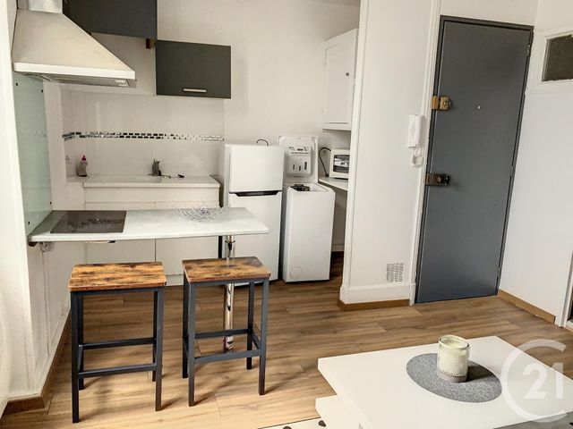 Appartement F2 à louer - 2 pièces - 34.5 m2 - TROYES - 10 - CHAMPAGNE-ARDENNE - Century 21 Lairé Immobilier
