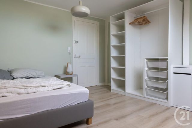 Appartement Chambre à louer - 1 pièce - 10.0 m2 - TROYES - 10 - CHAMPAGNE-ARDENNE - Century 21 Lairé Immobilier