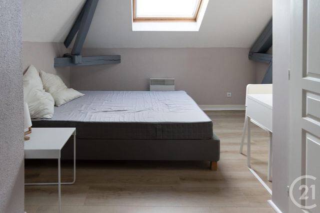 Appartement Chambre à louer - 1 pièce - 10.0 m2 - TROYES - 10 - CHAMPAGNE-ARDENNE - Century 21 Lairé Immobilier