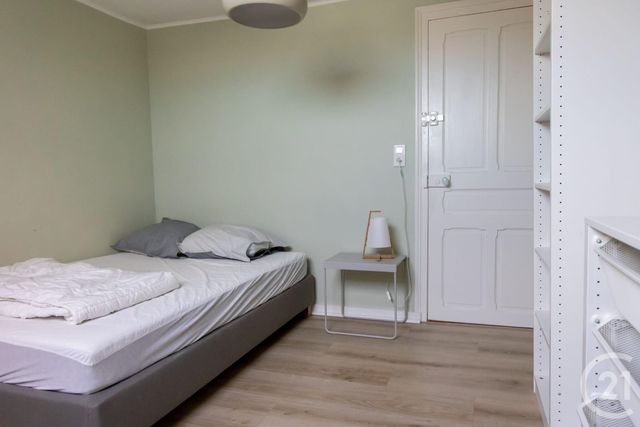 Appartement Chambre à louer - 1 pièce - 10.0 m2 - TROYES - 10 - CHAMPAGNE-ARDENNE - Century 21 Lairé Immobilier