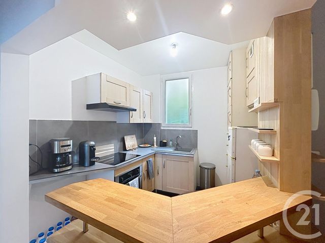Appartement à vendre - 3 pièces - 47.98 m2 - TROYES - 10 - CHAMPAGNE-ARDENNE - Century 21 Lairé Immobilier