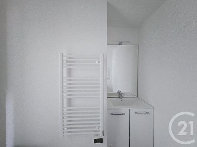 Appartement F1 à louer - 1 pièce - 20.9 m2 - TROYES - 10 - CHAMPAGNE-ARDENNE - Century 21 Lairé Immobilier