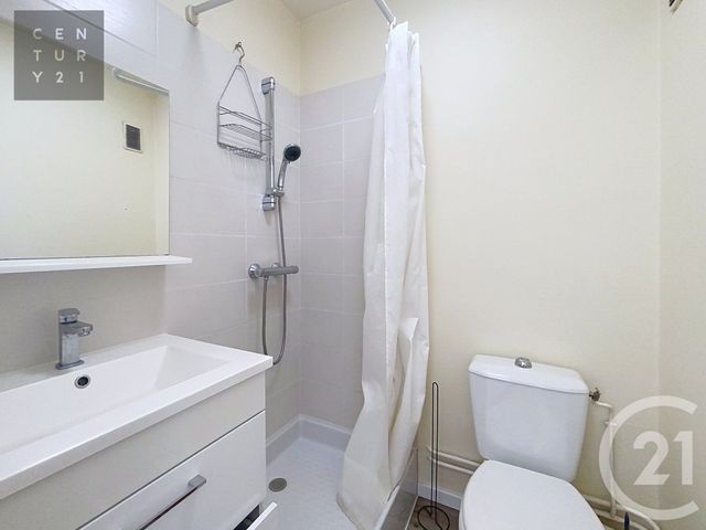 Appartement Studio à louer - 1 pièce - 25.7 m2 - TROYES - 10 - CHAMPAGNE-ARDENNE - Century 21 Lairé Immobilier