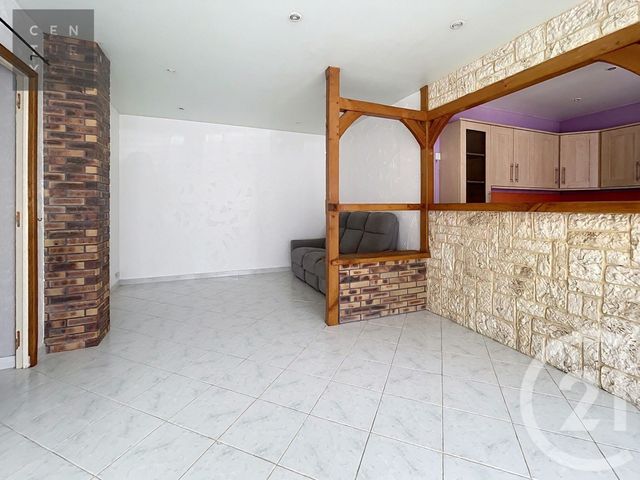 Appartement F2 à vendre - 2 pièces - 44.89 m2 - TROYES - 10 - CHAMPAGNE-ARDENNE - Century 21 Lairé Immobilier