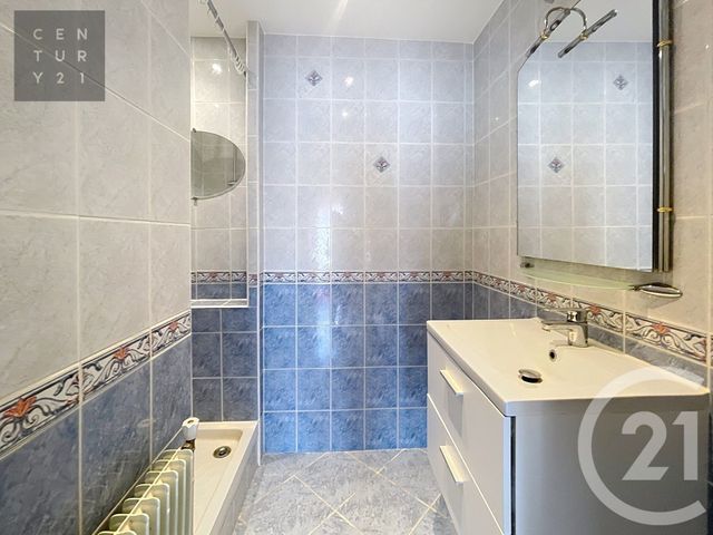 Appartement F2 à vendre - 2 pièces - 44.89 m2 - TROYES - 10 - CHAMPAGNE-ARDENNE - Century 21 Lairé Immobilier
