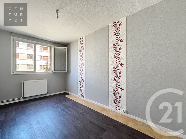 Appartement F3 à vendre - 3 pièces - 64.08 m2 - ST ANDRE LES VERGERS - 10 - CHAMPAGNE-ARDENNE - Century 21 Lairé Immobilier