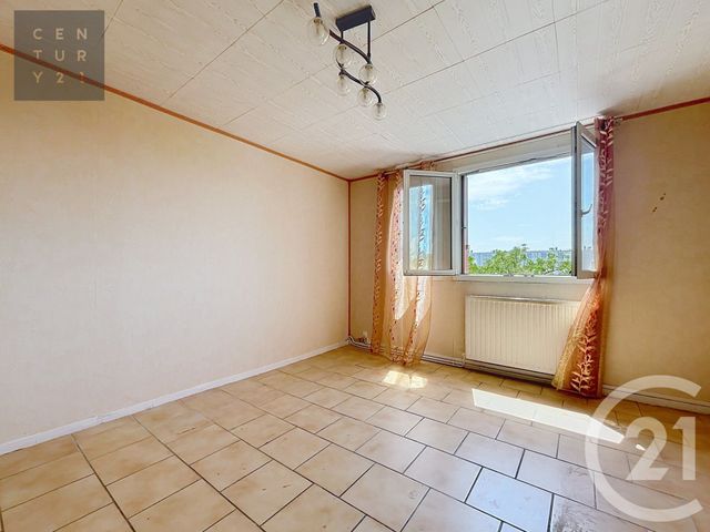 Appartement F3 à vendre - 3 pièces - 64.08 m2 - ST ANDRE LES VERGERS - 10 - CHAMPAGNE-ARDENNE - Century 21 Lairé Immobilier
