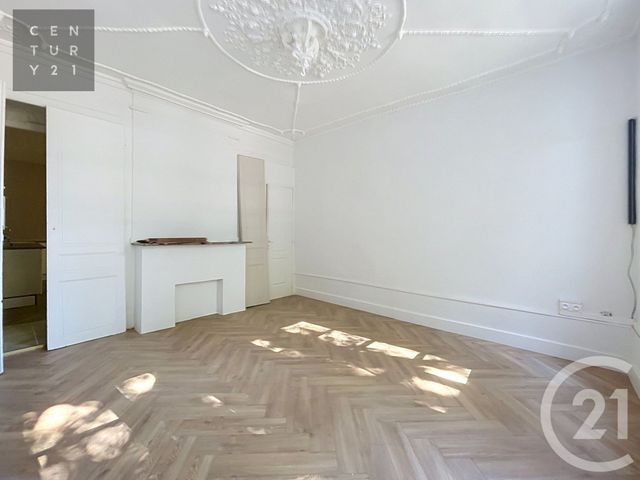 Appartement à vendre - 4 pièces - 68.7 m2 - TROYES - 10 - CHAMPAGNE-ARDENNE - Century 21 Lairé Immobilier