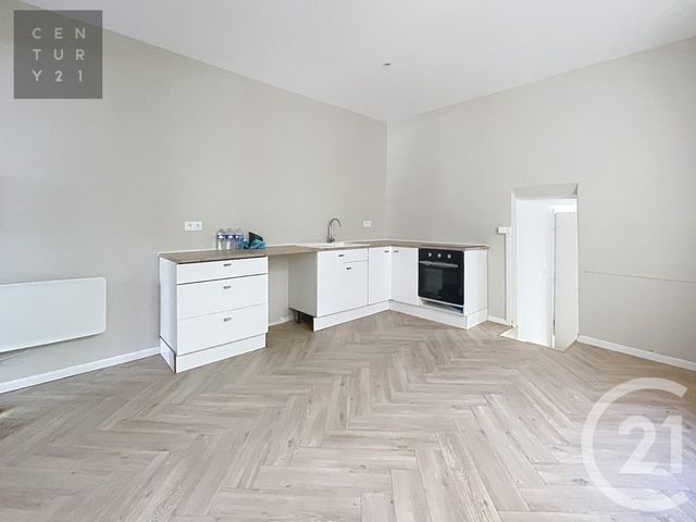 Appartement à vendre - 4 pièces - 68.7 m2 - TROYES - 10 - CHAMPAGNE-ARDENNE - Century 21 Lairé Immobilier
