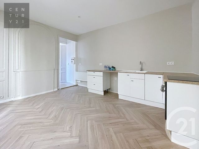 Appartement à vendre - 4 pièces - 68.7 m2 - TROYES - 10 - CHAMPAGNE-ARDENNE - Century 21 Lairé Immobilier