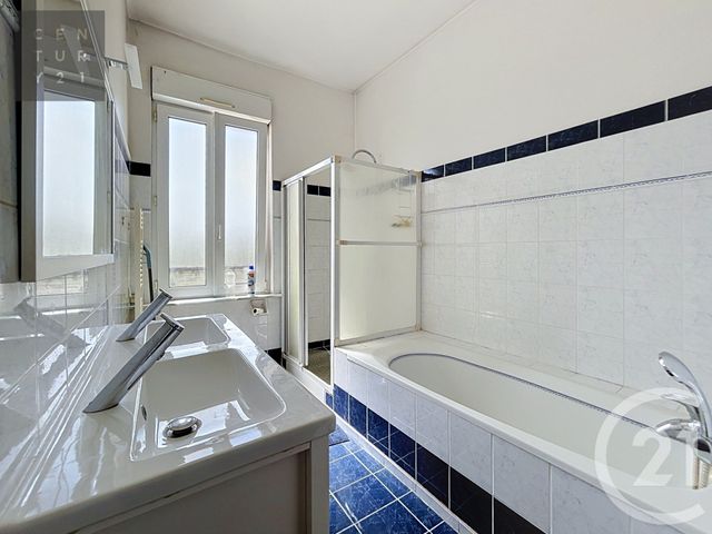 maison à vendre - 8 pièces - 331.0 m2 - TROYES - 10 - CHAMPAGNE-ARDENNE - Century 21 Lairé Immobilier