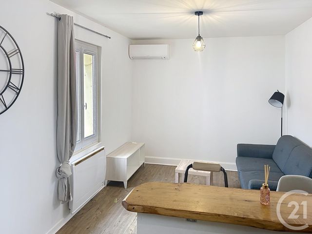 Appartement F2 à louer - 2 pièces - 33.2 m2 - TROYES - 10 - CHAMPAGNE-ARDENNE - Century 21 Lairé Immobilier