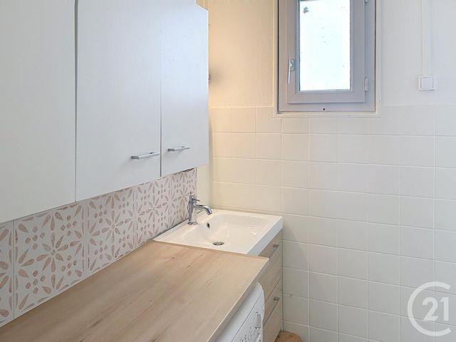 Appartement F2 à louer - 2 pièces - 33.2 m2 - TROYES - 10 - CHAMPAGNE-ARDENNE - Century 21 Lairé Immobilier