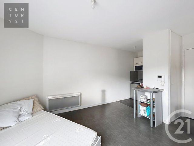 Appartement Studio à vendre - 1 pièce - 22.35 m2 - TROYES - 10 - CHAMPAGNE-ARDENNE - Century 21 Lairé Immobilier