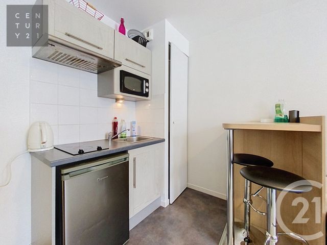Appartement Studio à louer - 1 pièce - 22.0 m2 - TROYES - 10 - CHAMPAGNE-ARDENNE - Century 21 Lairé Immobilier