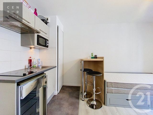 Appartement Studio à louer - 1 pièce - 22.0 m2 - TROYES - 10 - CHAMPAGNE-ARDENNE - Century 21 Lairé Immobilier