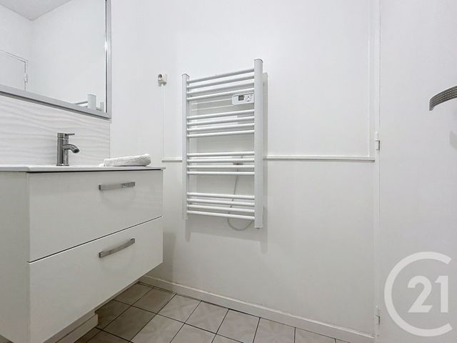 Appartement F2 à louer - 2 pièces - 44.66 m2 - TROYES - 10 - CHAMPAGNE-ARDENNE - Century 21 Lairé Immobilier