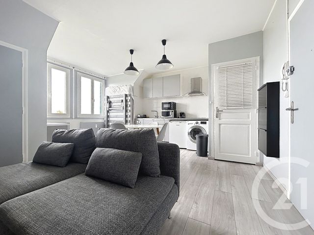 Appartement Studio à louer - 1 pièce - 25.59 m2 - TROYES - 10 - CHAMPAGNE-ARDENNE - Century 21 Lairé Immobilier