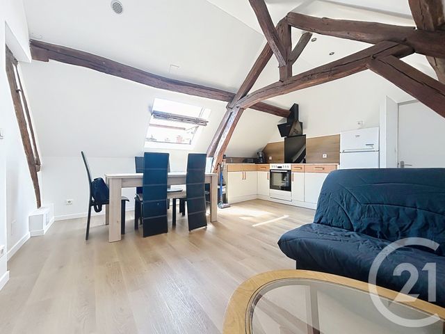Appartement F2 à louer - 2 pièces - 40.77 m2 - TROYES - 10 - CHAMPAGNE-ARDENNE - Century 21 Lairé Immobilier