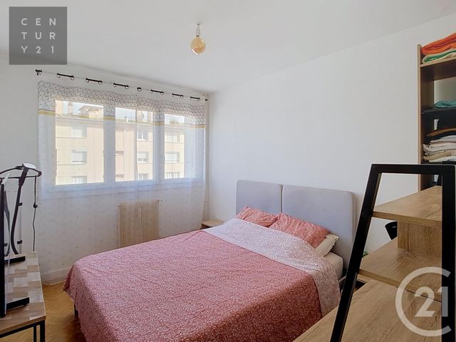 Appartement F3 à vendre - 3 pièces - 61.0 m2 - TROYES - 10 - CHAMPAGNE-ARDENNE - Century 21 Lairé Immobilier