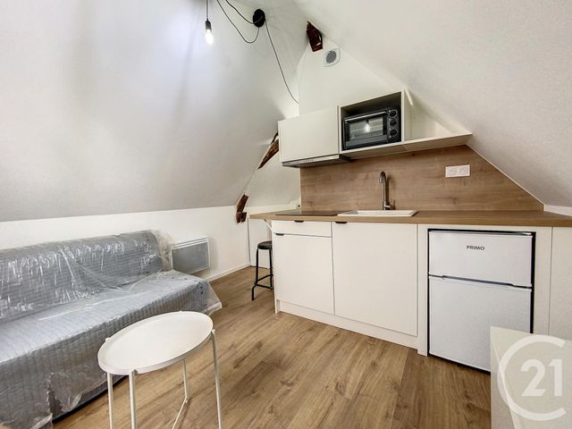  à louer - 1 pièce - 9.0 m2 - TROYES - 10 - CHAMPAGNE-ARDENNE - Century 21 Lairé Immobilier